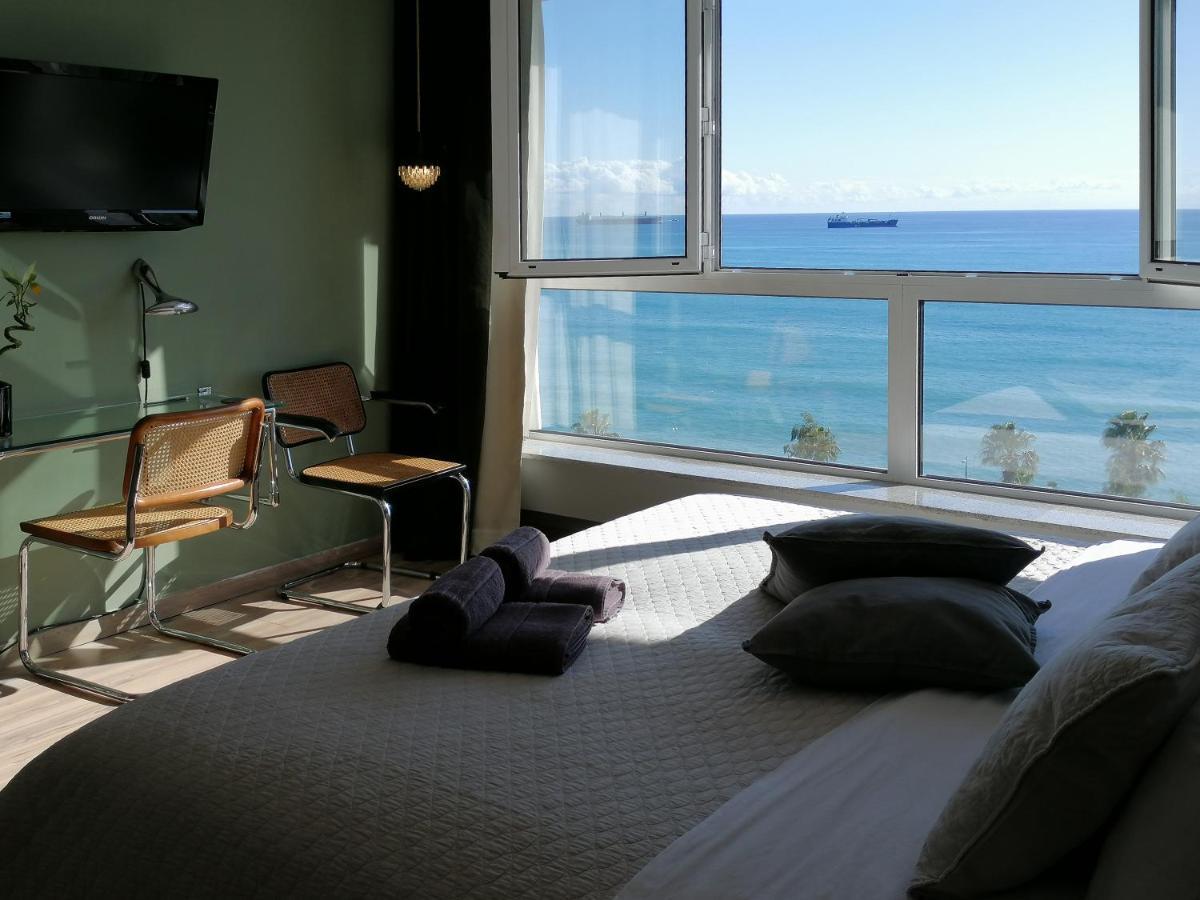 Διαμέρισμα A City-center Seaview Penthouse At Oceanic Λεμεσός